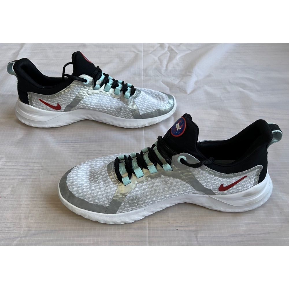 Nike Youth Renew Running Sneaker Rival White Silver Shoe Red Swoosh Size 7 - Picture 8 of 11